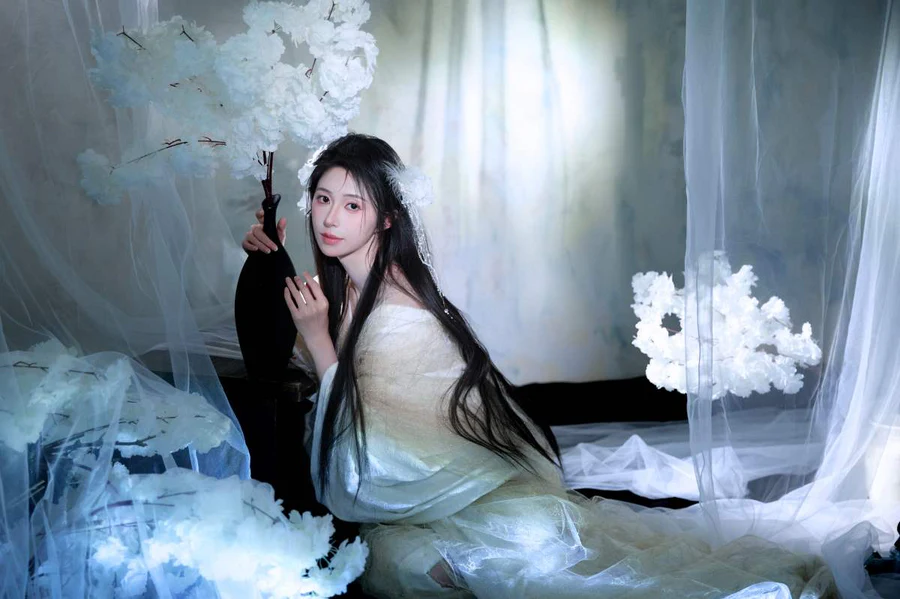 [YITUYU艺图语]2025.04.25 梨花白 粉面姑娘 YITUYU艺图语-第1张