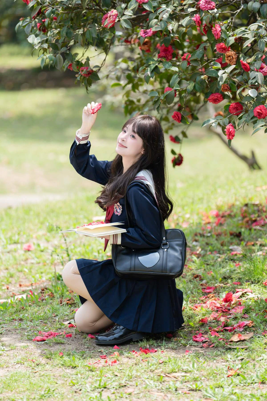 [YITUYU艺图语]2025.04.28 山茶花的花语是 夏芋小年 YITUYU艺图语-第2张