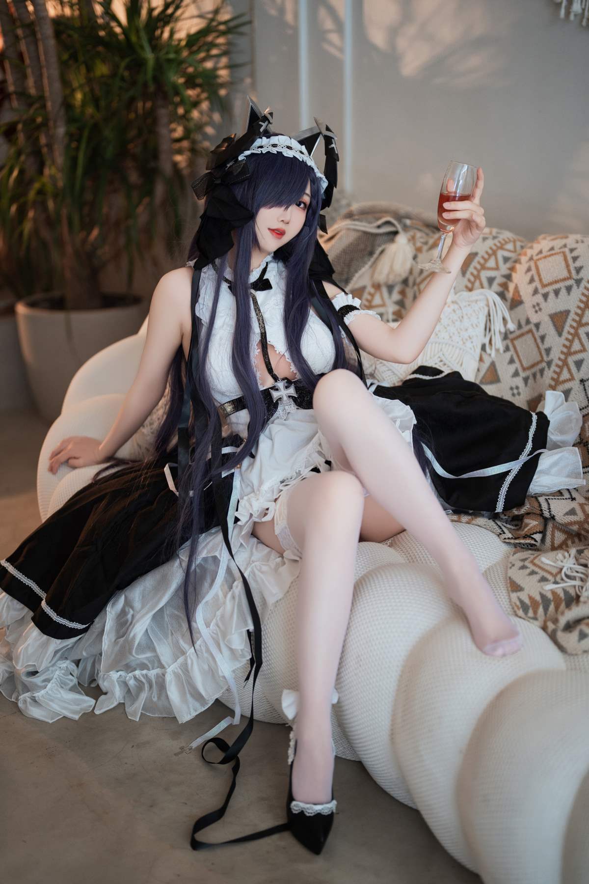 面饼仙儿 – 碧蓝航线 奥古斯特 女仆 Cosplay-第1张