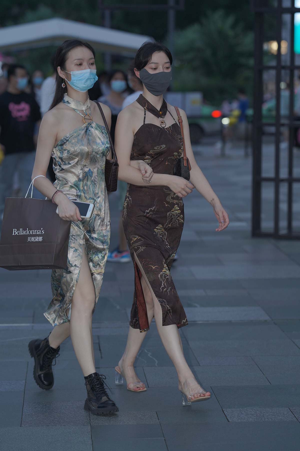 精选街拍作品 NO.4357 迷人复古风 街拍-第1张