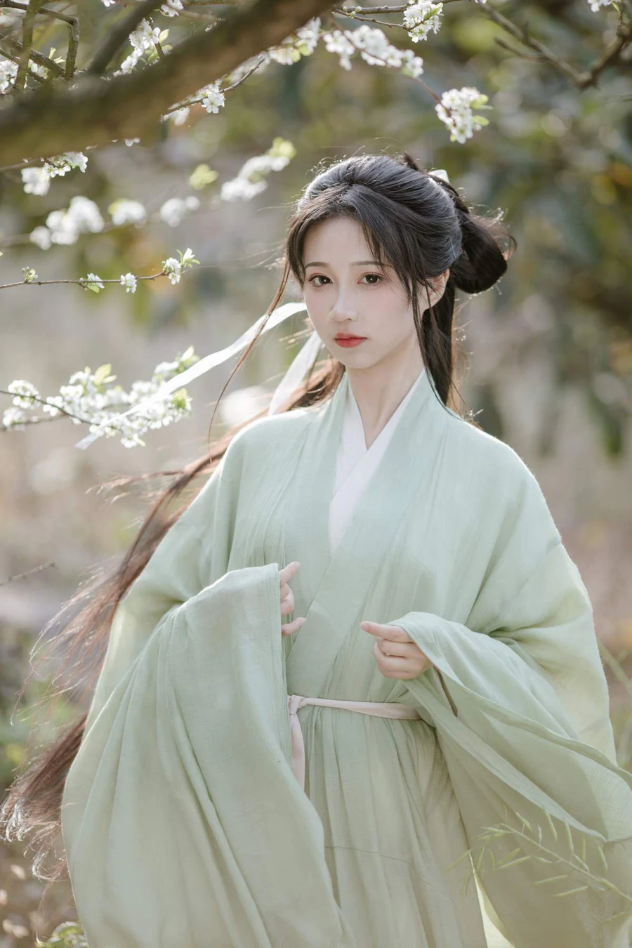 [YITUYU艺图语]2025.04.29 杏花吹满头 绮罗生的小苏苏 YITUYU艺图语-第1张