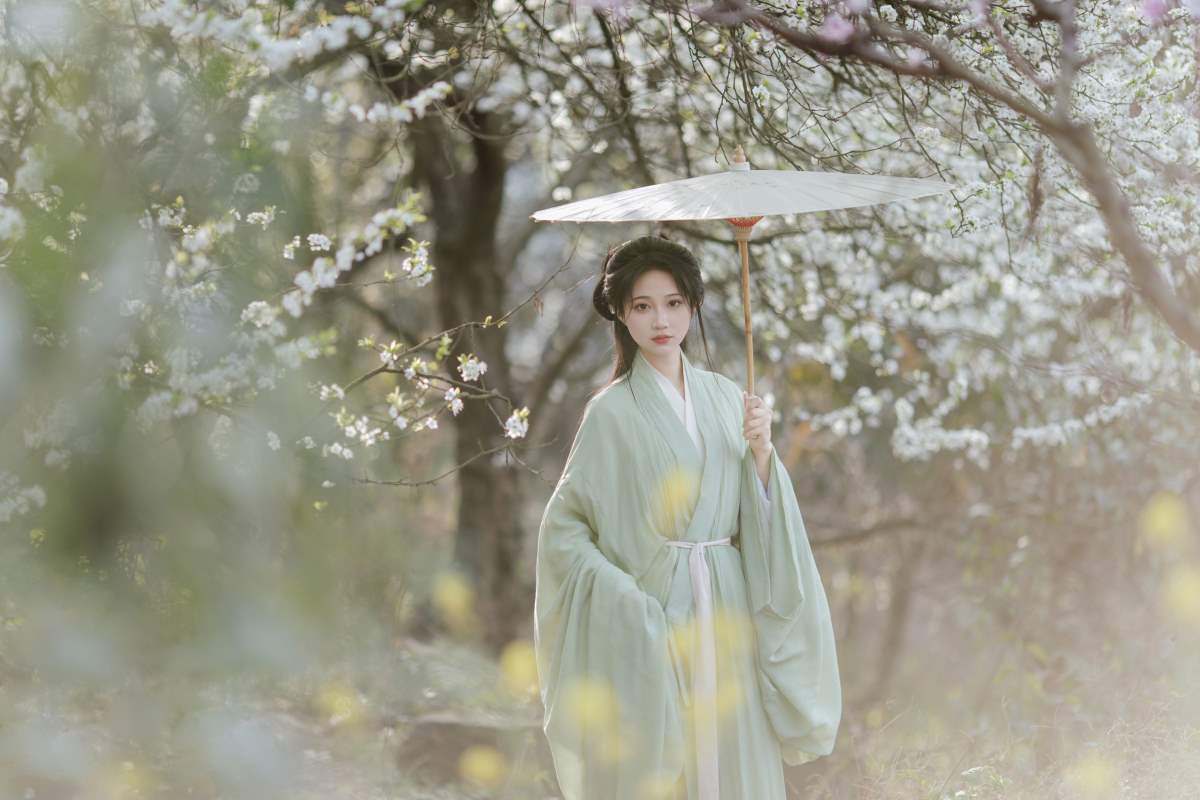 [YITUYU艺图语]2025.04.29 杏花吹满头 绮罗生的小苏苏 YITUYU艺图语-第2张