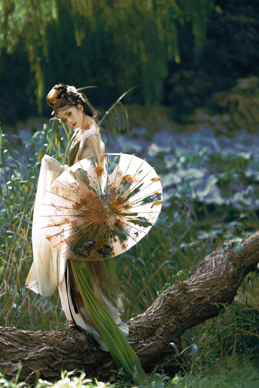 [YITUYU艺图语]2025.04.29 酒酽春浓 桃迟 YITUYU艺图语-第2张