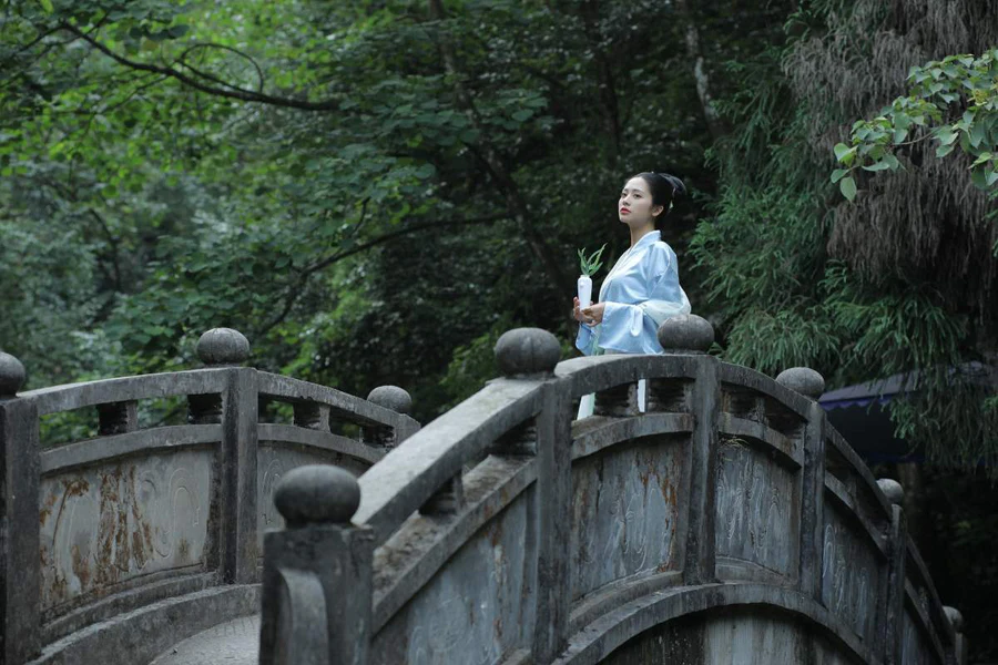 [YITUYU艺图语]2025.04.29 浣溪沙 是雨诗呀 YITUYU艺图语-第1张