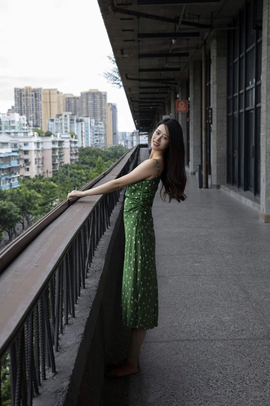 [YITUYU艺图语]2025.04.29 Life Like Summer Flowers Chenaling_CL YITUYU艺图语-第1张