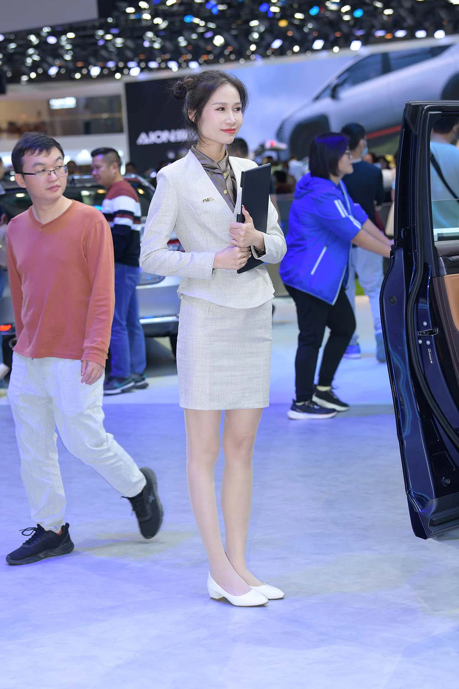 精选街拍作品 NO.4361 温婉OL迷人丝袜 街拍-第1张