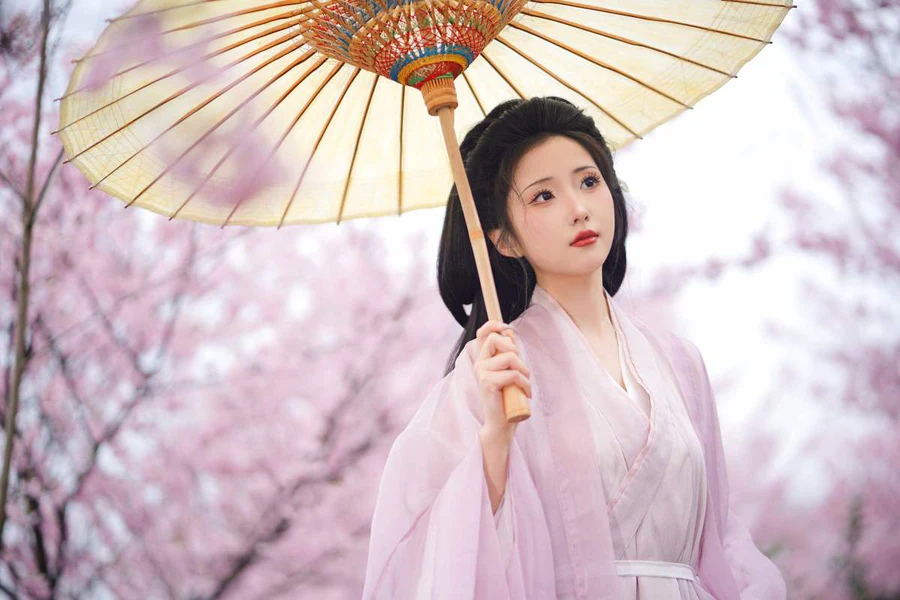 [YITUYU艺图语]2025.04.30 共赏繁花 兔牙w YITUYU艺图语-第1张