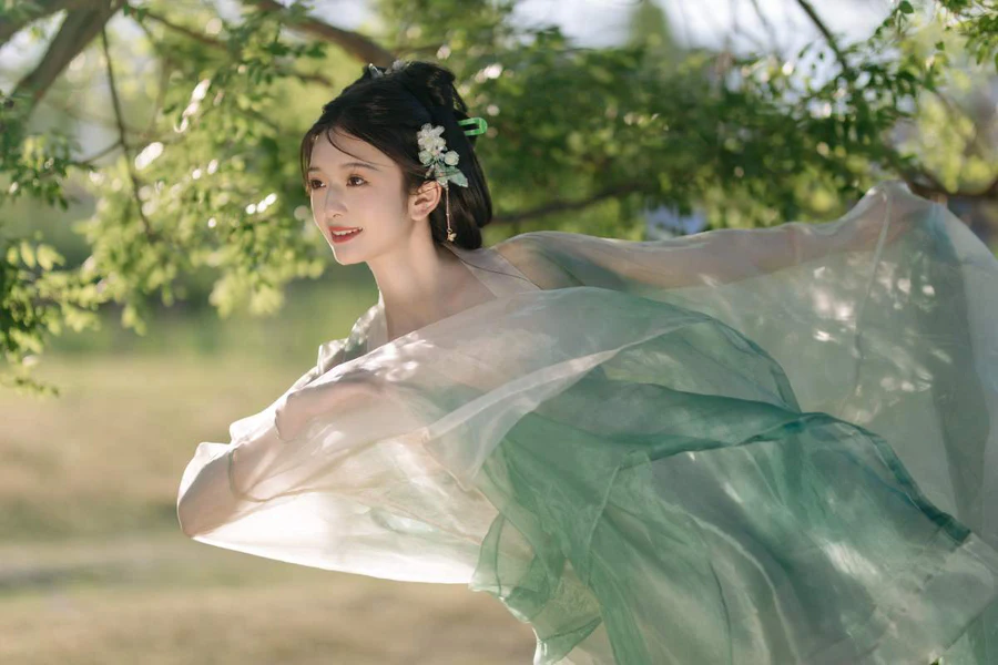 [YITUYU艺图语]2025.05.01 小青鸟 赤嫣在这里 YITUYU艺图语-第2张