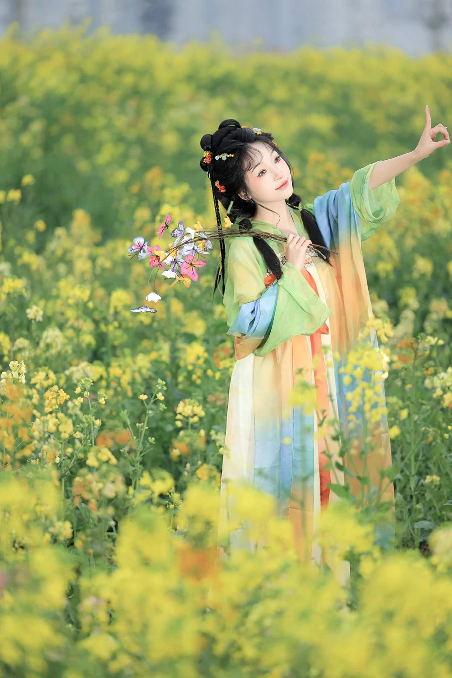 [YITUYU艺图语]2025.05.06 春日之约 君不君 YITUYU艺图语-第2张