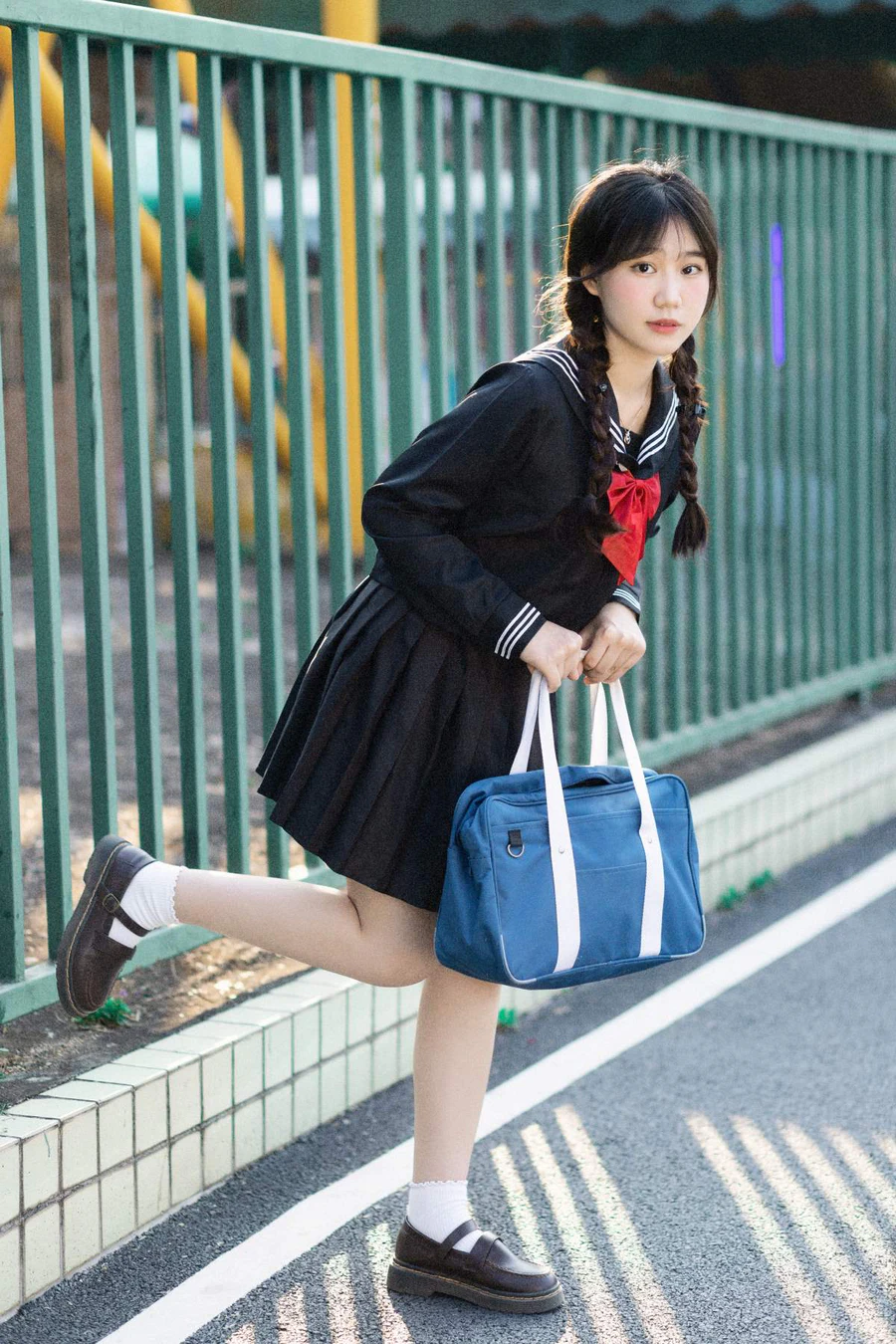 [YITUYU艺图语]2025.05.05 制服少女 醒醒 YITUYU艺图语-第1张