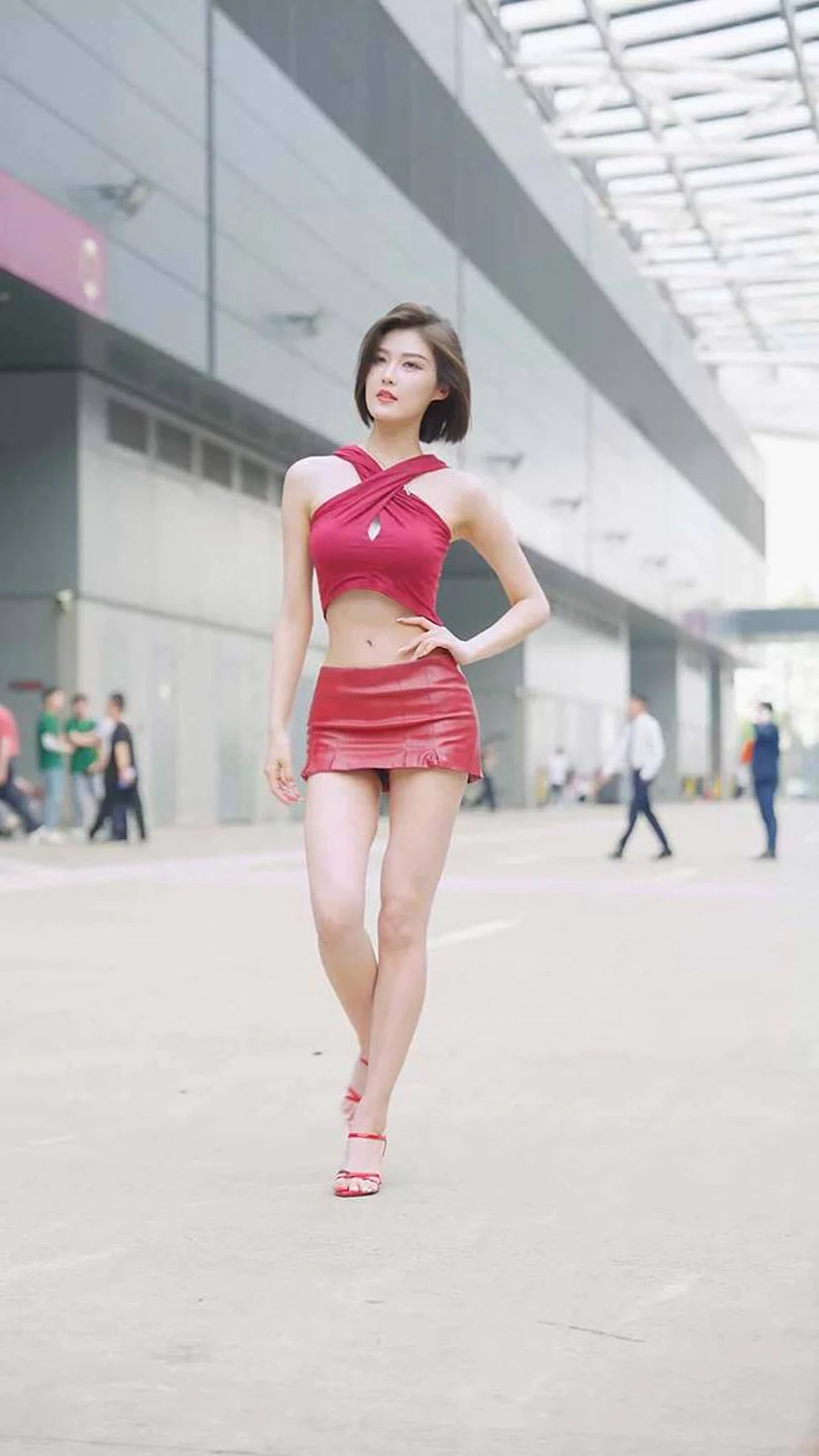 2024 深圳粤港澳大湾区车展 Model 车模随拍 116 街拍-第1张