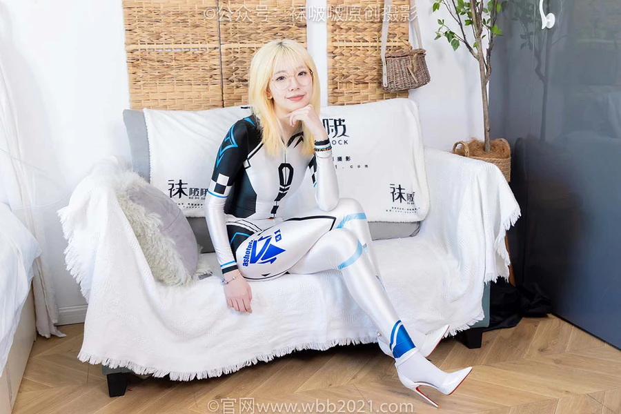 [BoBoSocks袜啵啵]NO.568 小甜豆-连体服、高跟鞋、厚白丝 BoBoSocks袜啵啵-第1张