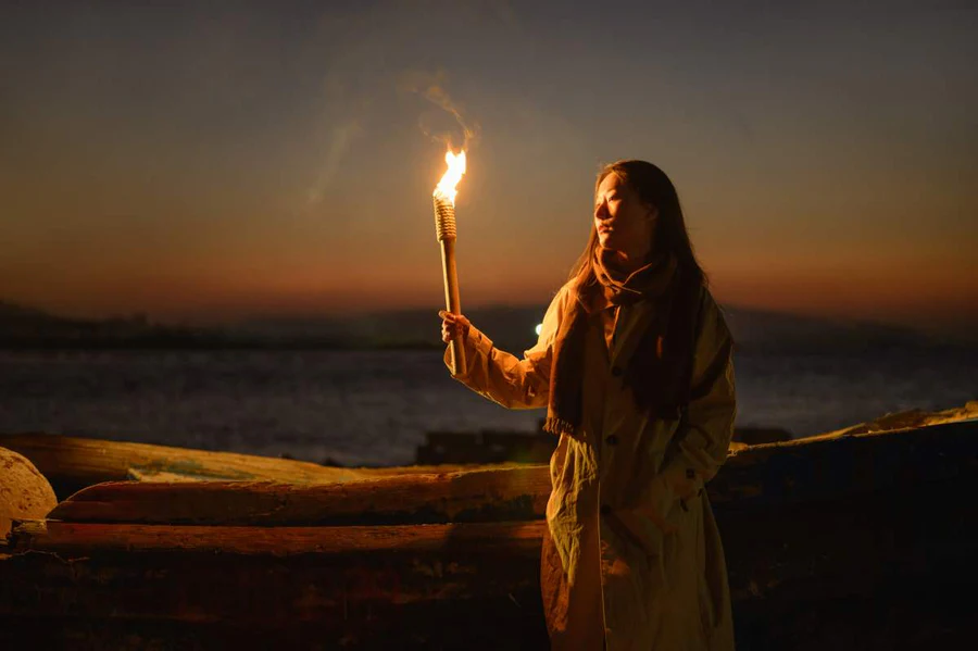 [YITUYU艺图语]2025.05.08 与光同燃 热烈如火 小月 YITUYU艺图语-第2张