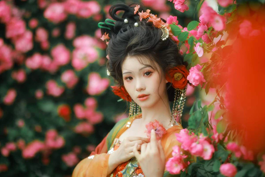 [YITUYU艺图语]2025.05.10 蔷薇汉服 悦璃 YITUYU艺图语-第1张