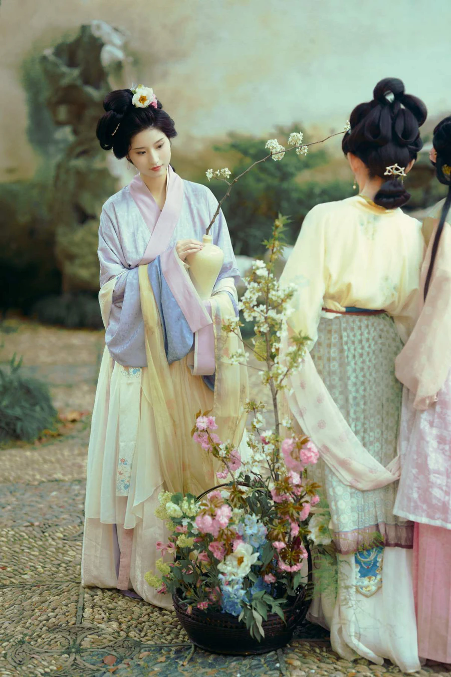 [YITUYU艺图语]2025.05.13 卖花担上 鱼尾酱 YITUYU艺图语-第1张