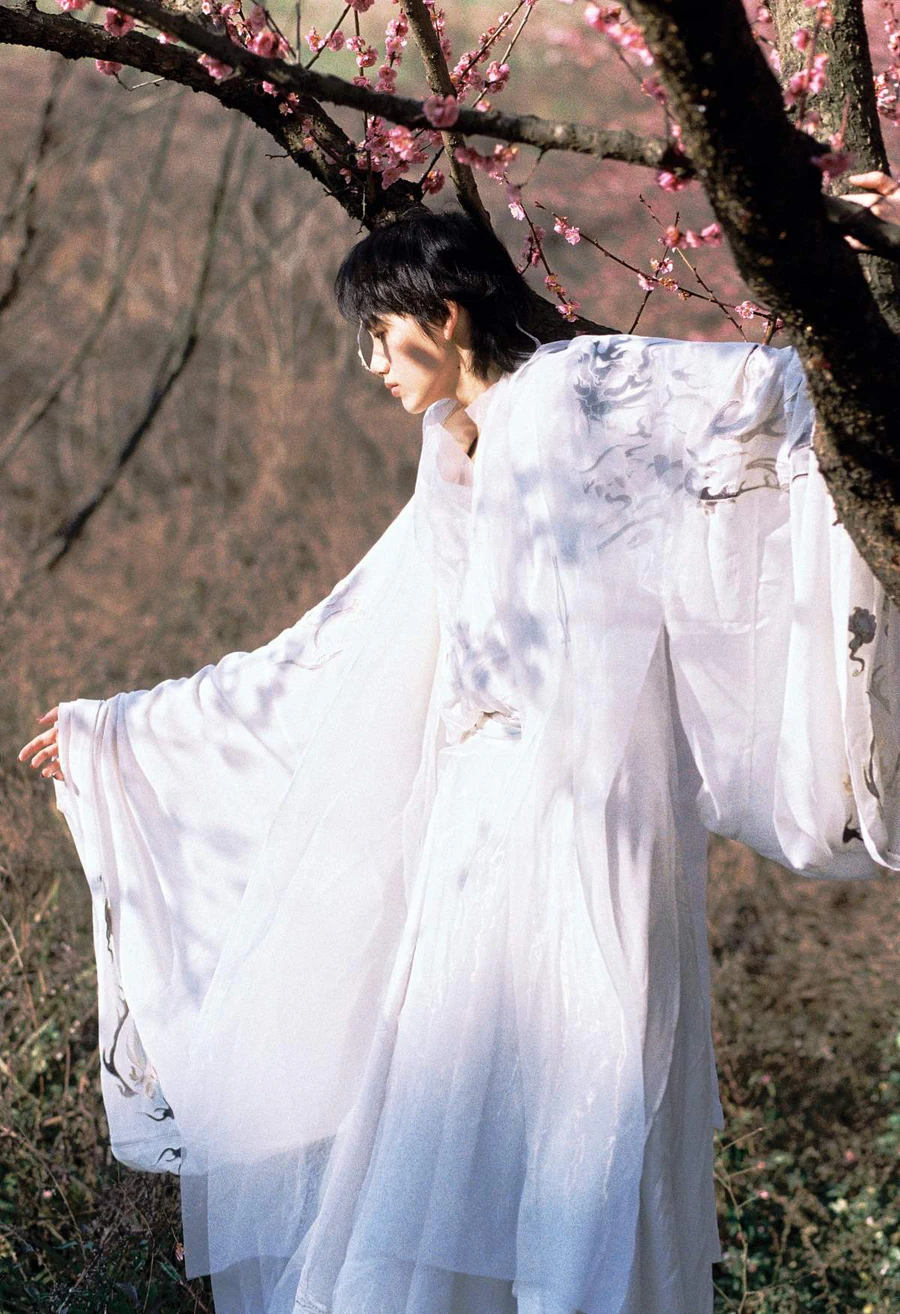 [YITUYU艺图语]2025.05.14 狐狸君 河里漂过的瓢儿白 YITUYU艺图语-第2张