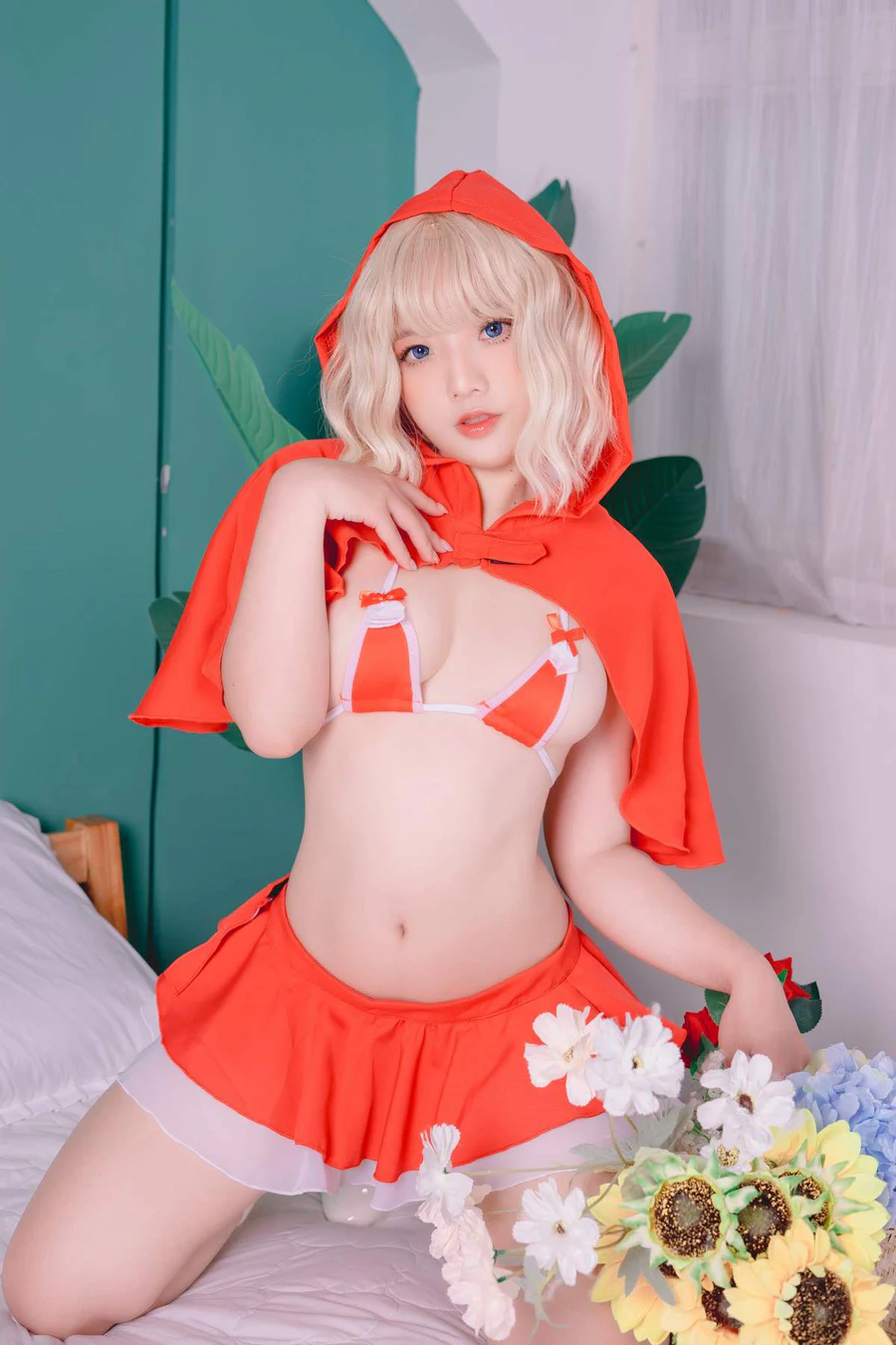 Messie Huang写真 – Red Hood Cosplay-第1张