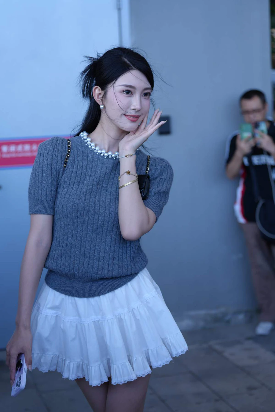 精选街拍作品 NO.4436 精致百褶裙 街拍-第1张