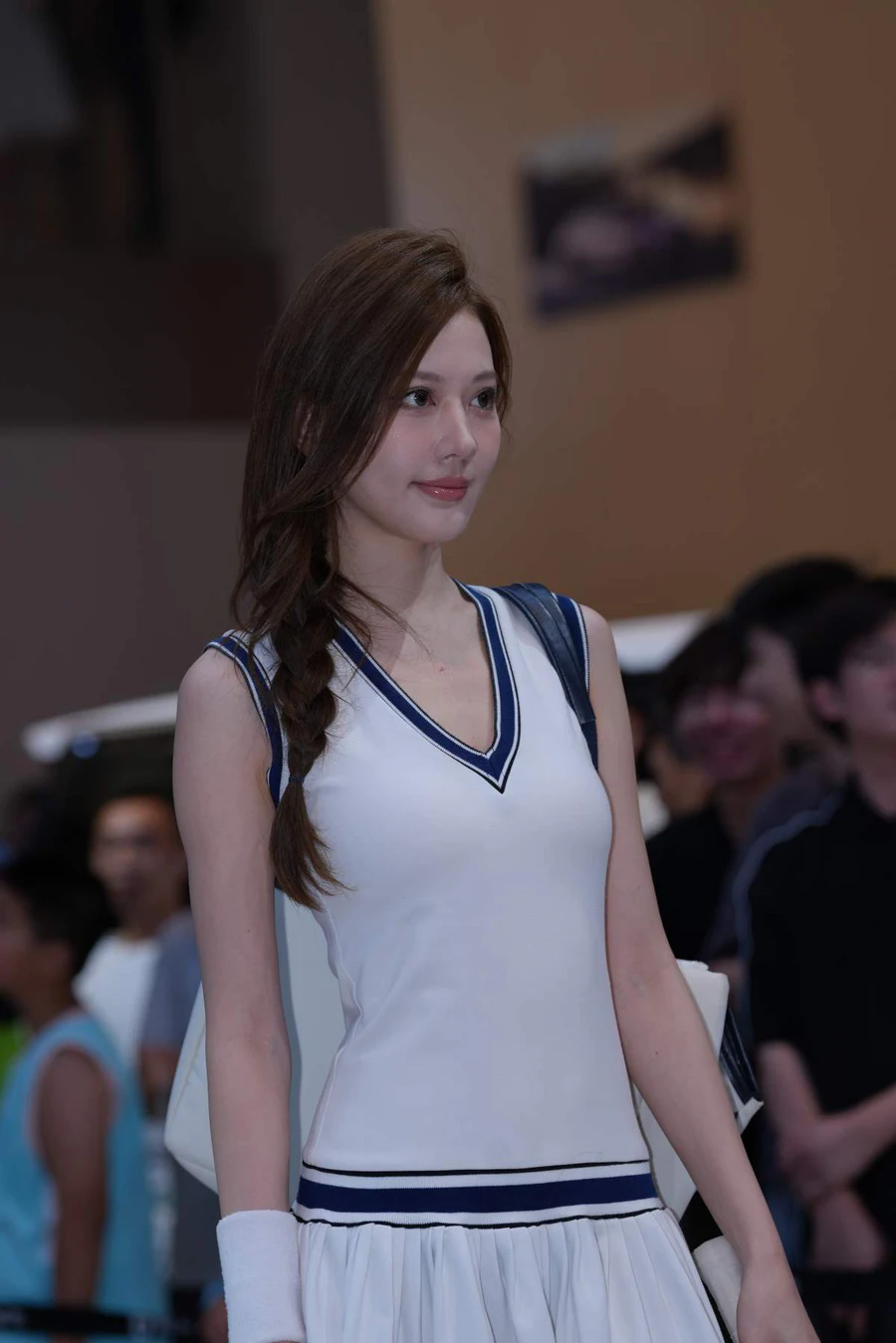 精选街拍作品 NO.4441 青春靓丽模特 街拍-第1张