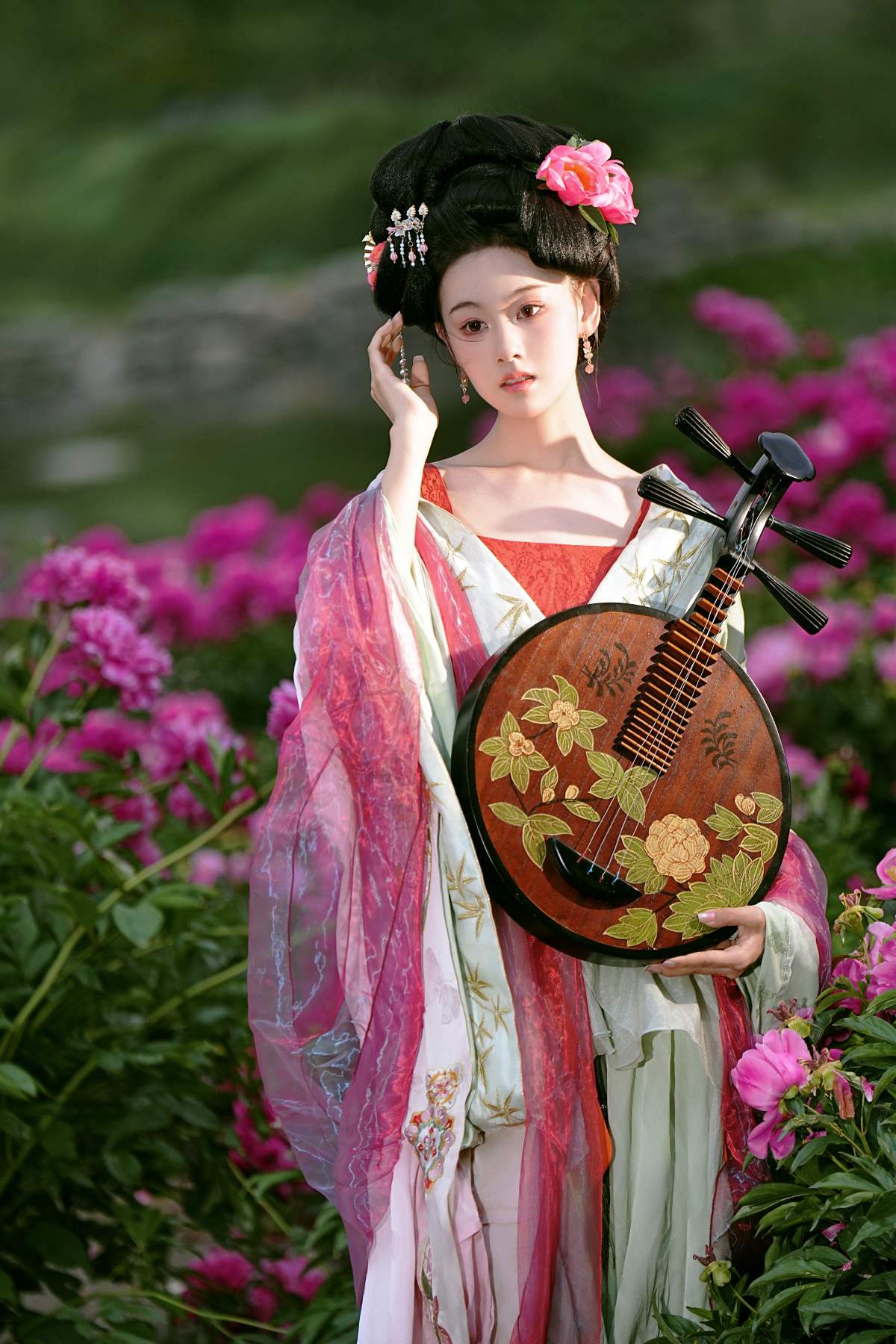 [YITUYU艺图语]2025.05.18 芍药花海 荔枝小耶 YITUYU艺图语-第1张