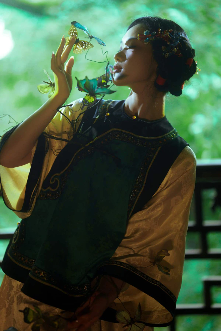 [YITUYU艺图语]2025.05.18 阁楼蝴蝶 越月 YITUYU艺图语-第2张