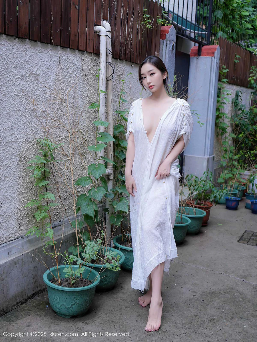 [Xiuren秀人网]2025.07.31 NO.10603 楠芝 Xiuren秀人网-第1张