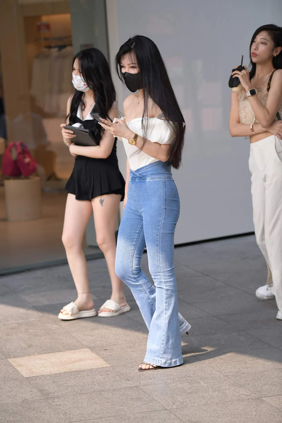 精选街拍作品 NO.4454 飒爽姐妹花 街拍-第1张