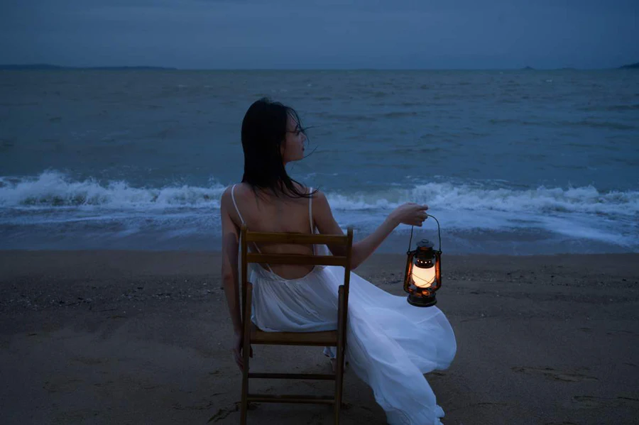 [YITUYU艺图语]2025.05.21 孤独的海 阿吉缘子 YITUYU艺图语-第1张