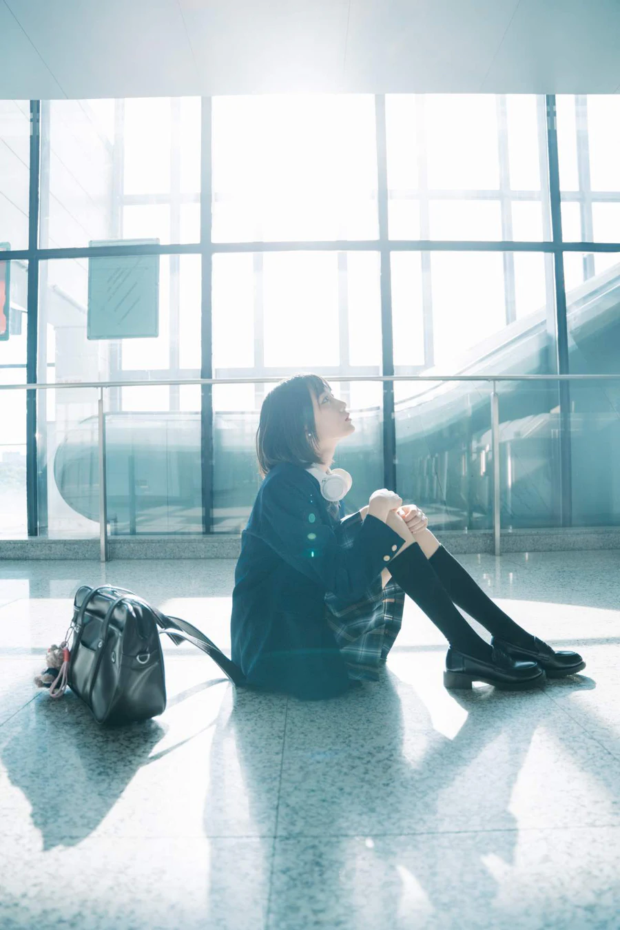 [YITUYU艺图语]2025.05.20 电影感日系地铁人像 七七 YITUYU艺图语-第2张