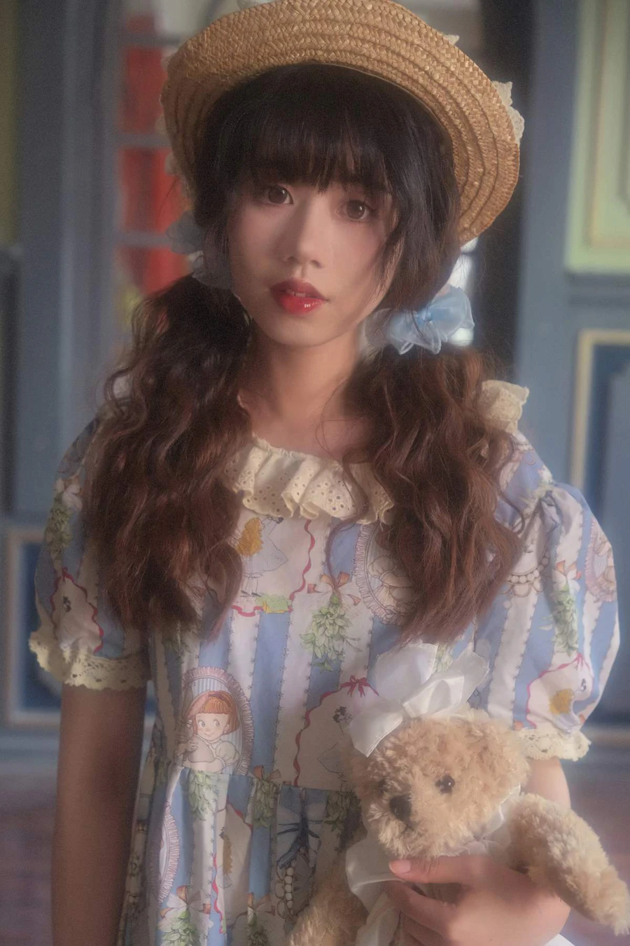 [YITUYU艺图语]2025.05.26 古堡娃娃 祝勺子 YITUYU艺图语-第1张