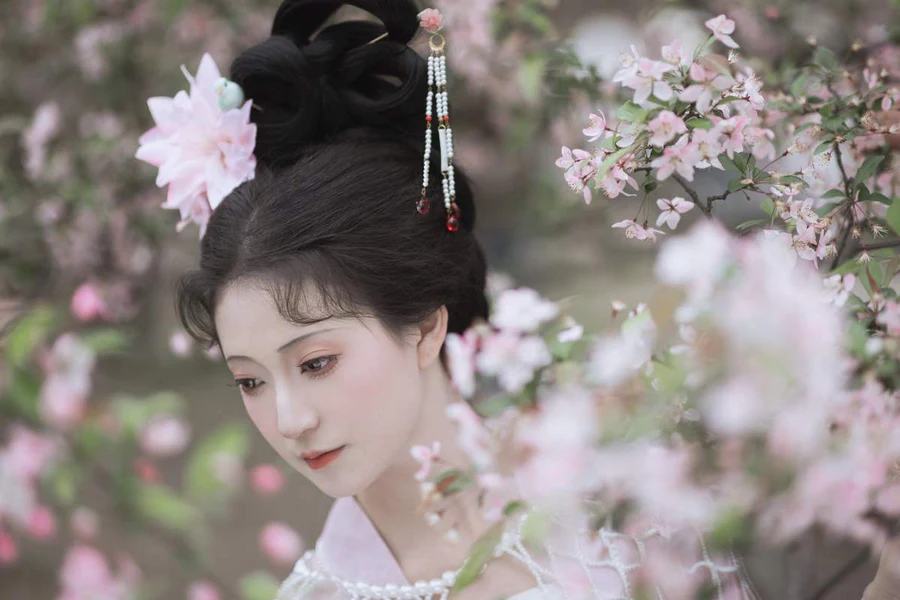 [YITUYU艺图语]2025.05.25 海棠依旧 飞飞想暴富 YITUYU艺图语-第1张