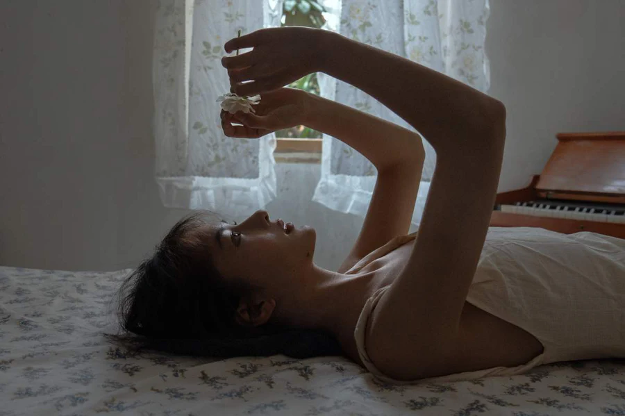 [YITUYU艺图语]2025.05.28 少女的心事 小雨天气 YITUYU艺图语-第2张