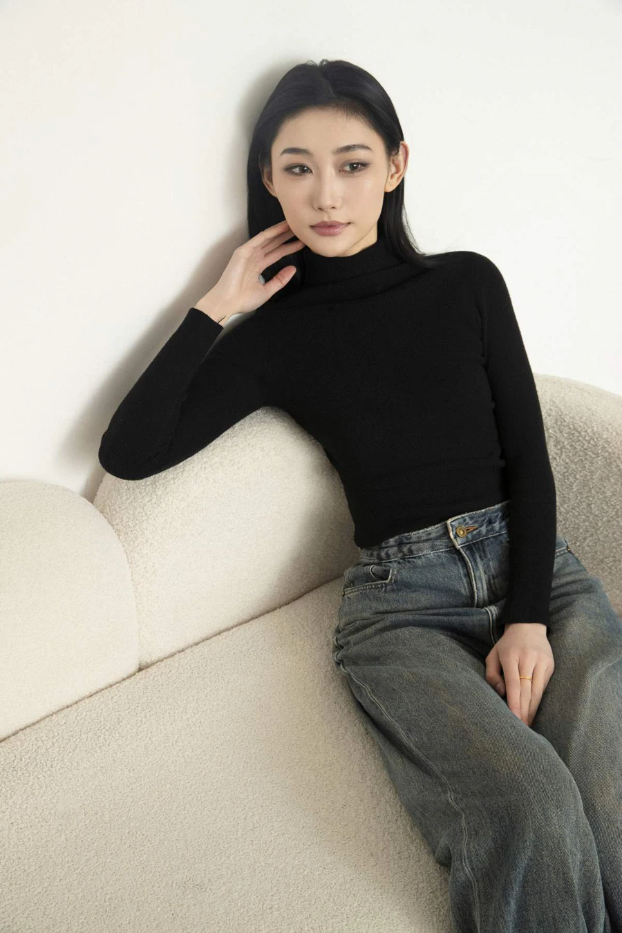 [YITUYU艺图语]2025.05.28 黑色毛衣 PENG YITUYU艺图语-第1张