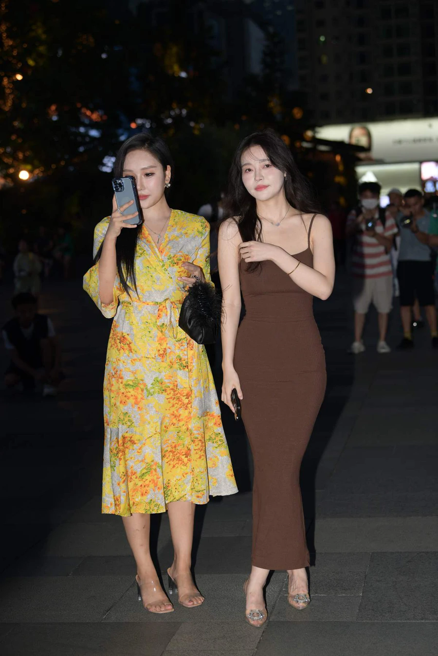 精选街拍作品 NO.4522 优雅连衣裙 街拍-第1张