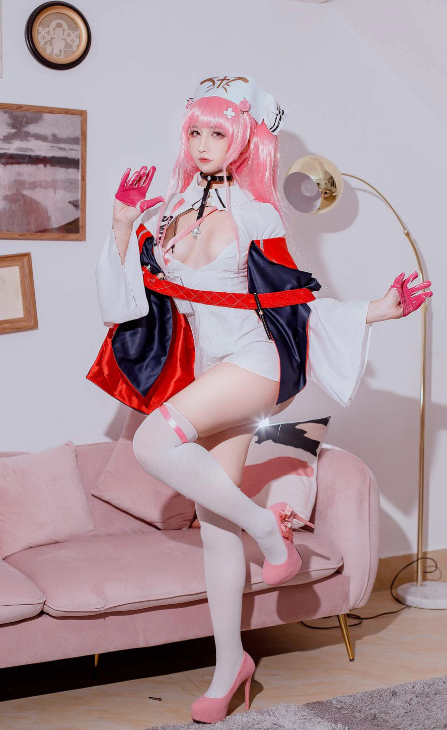 九曲Jean – 碧蓝航线英仙座护士 Cosplay-第1张