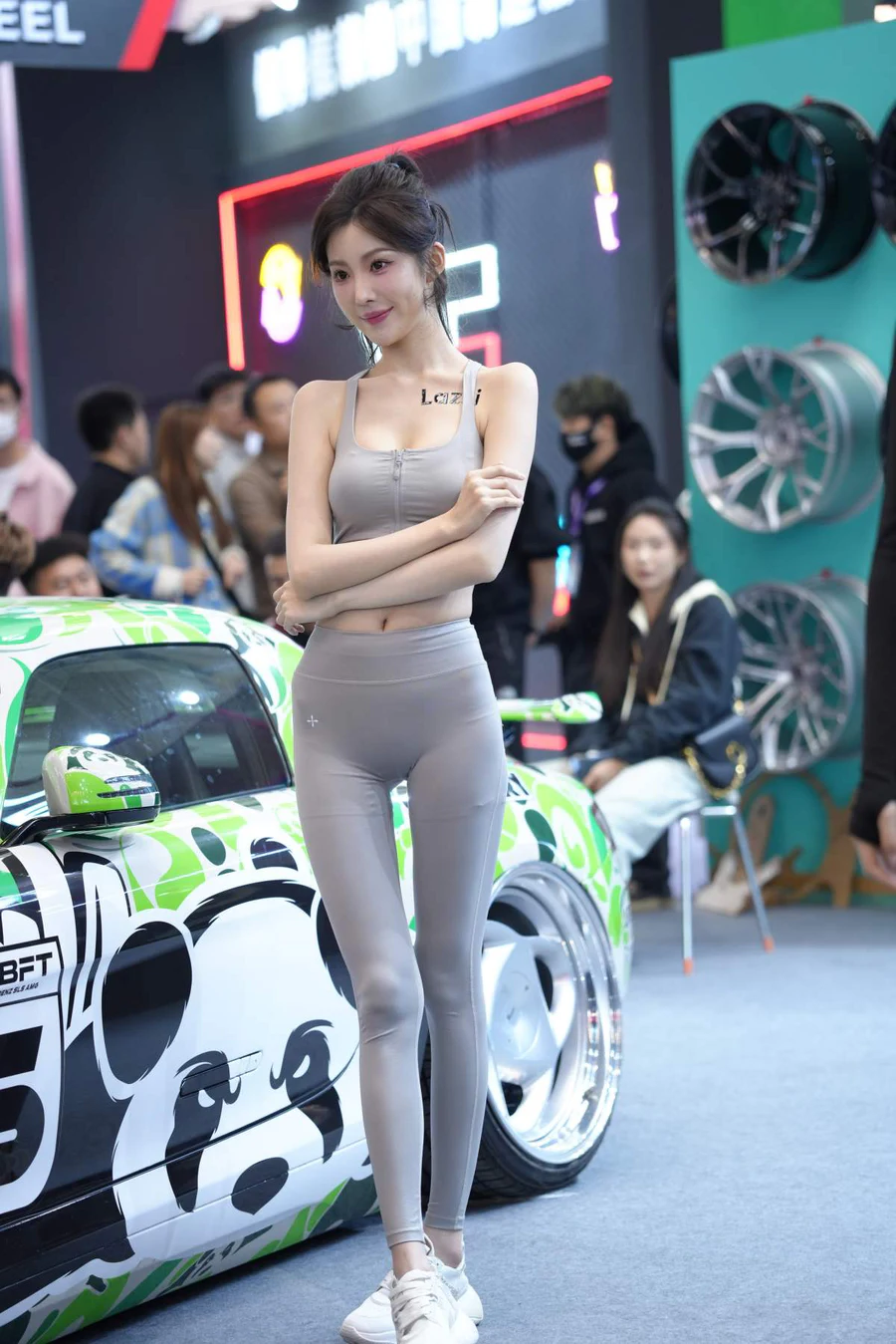 精选街拍作品 NO.4547 甜美清新小雪花 街拍-第1张