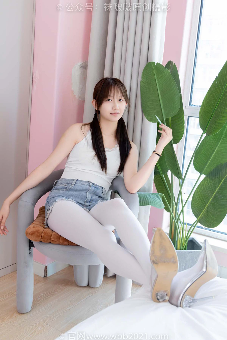 [BoBoSocks袜啵啵]NO.582 香菜-高跟鞋、厚白丝、裸足 BoBoSocks袜啵啵-第1张