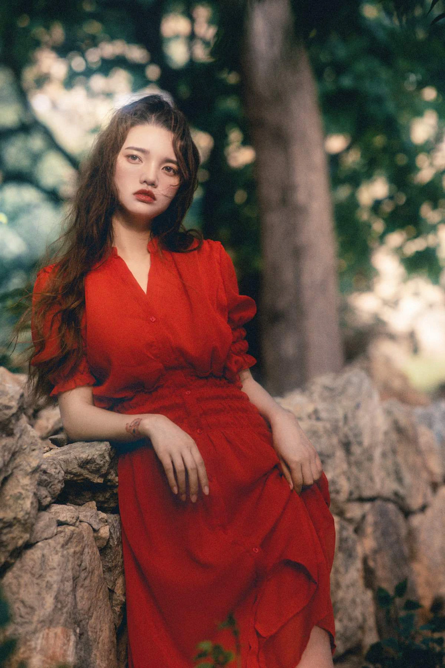 [YITUYU艺图语]2025.06.06 假日红裙 肉肉馅团子 YITUYU艺图语-第2张