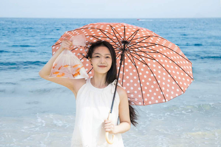 [YITUYU艺图语]2025.06.08 海边金鱼 葡桃- YITUYU艺图语-第2张