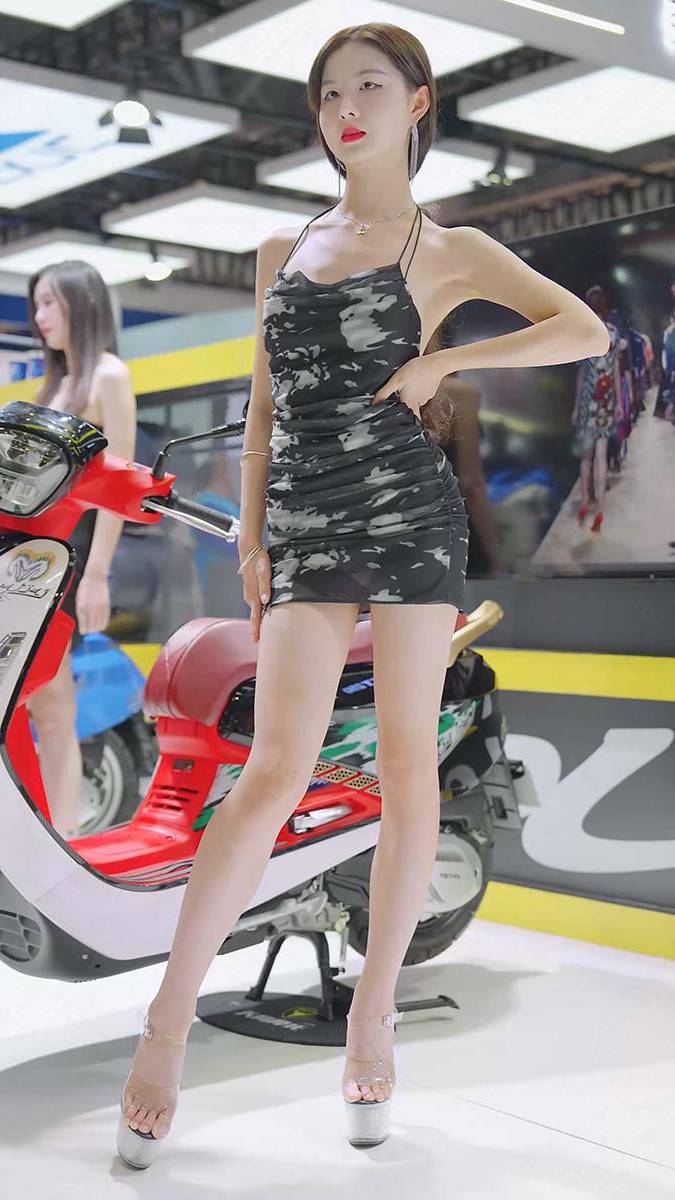 2024 重庆摩博会机车展 Racing Model LOOKBOOK 06 街拍-第1张