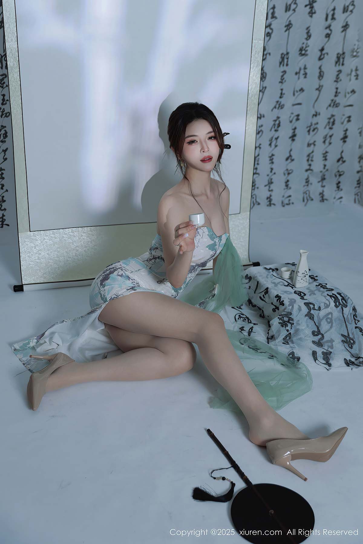 [Xiuren秀人网]2025.08.27 NO.10694 阿依莎 Xiuren秀人网-第1张
