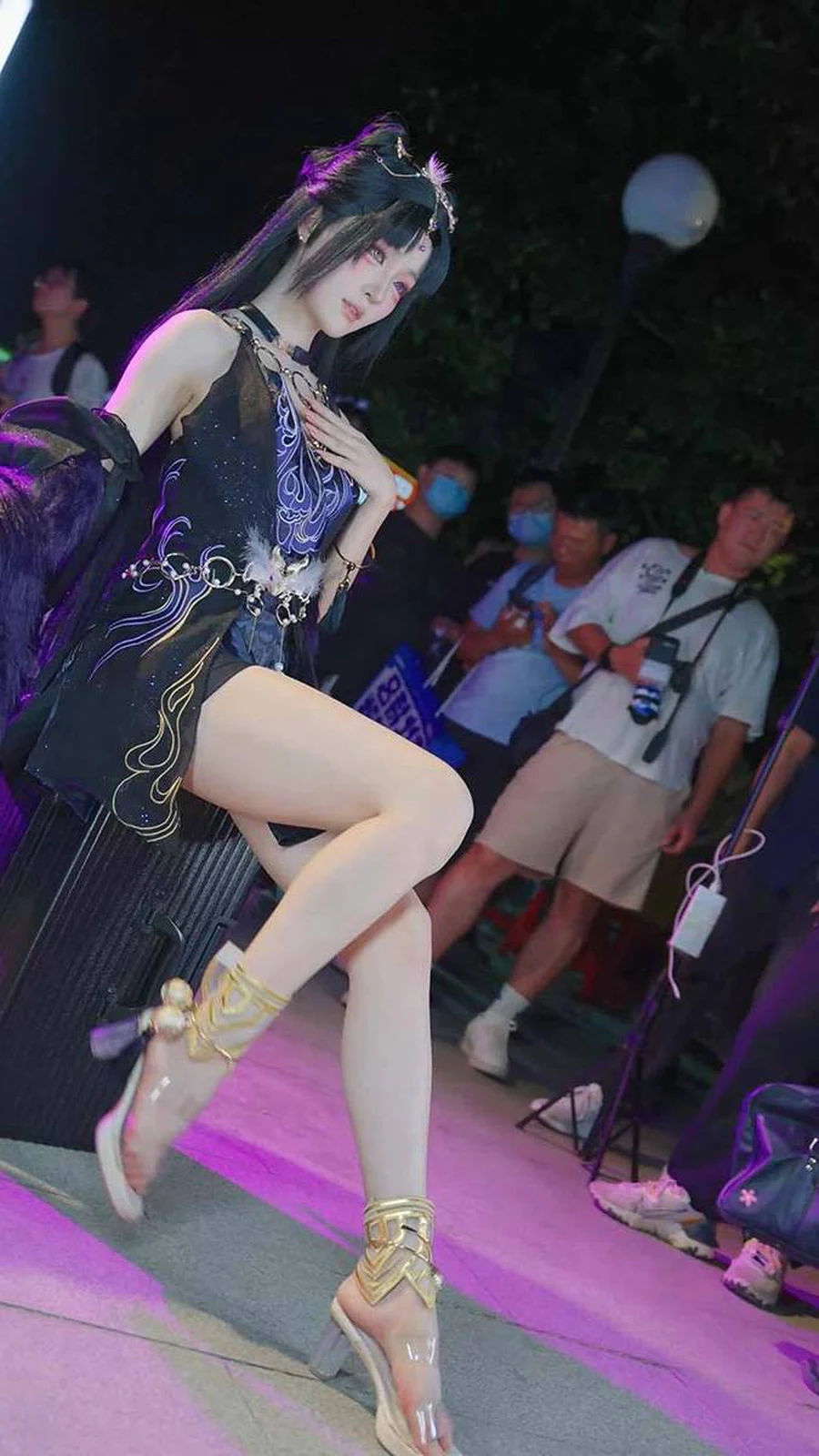 2024 CICF中国国际动漫游戏展 外场网红 02 街拍-第1张