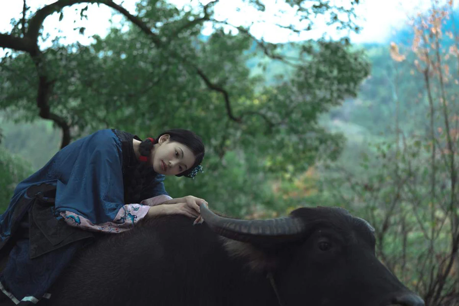 [YITUYU艺图语]2025.06.11 时间停在她骑着牛背的那年 二一芝 YITUYU艺图语-第2张