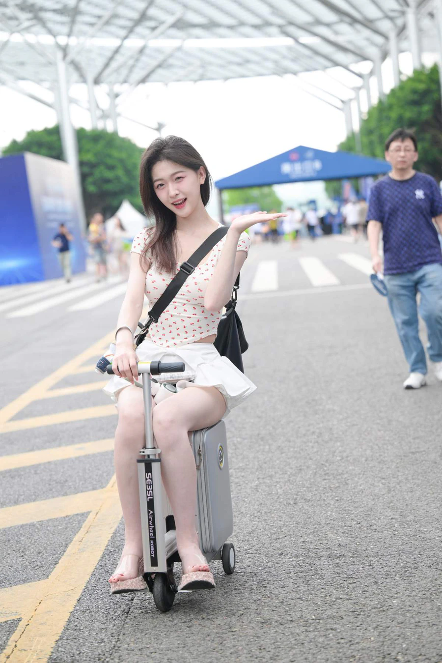 精选街拍作品 NO.4652 夏日绵绵冰 街拍-第1张