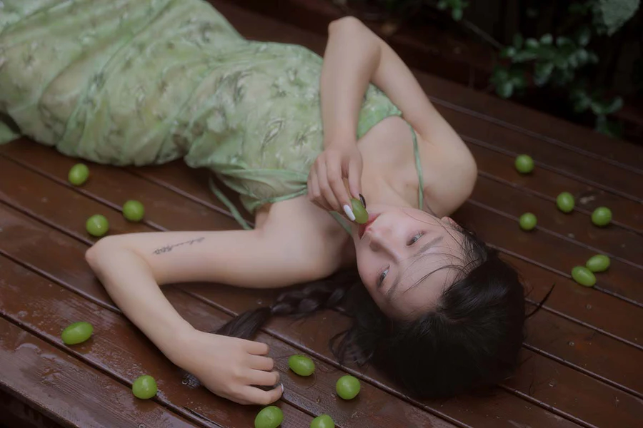 [YITUYU艺图语]2025.06.17 夏日青提 duo朵 YITUYU艺图语-第2张