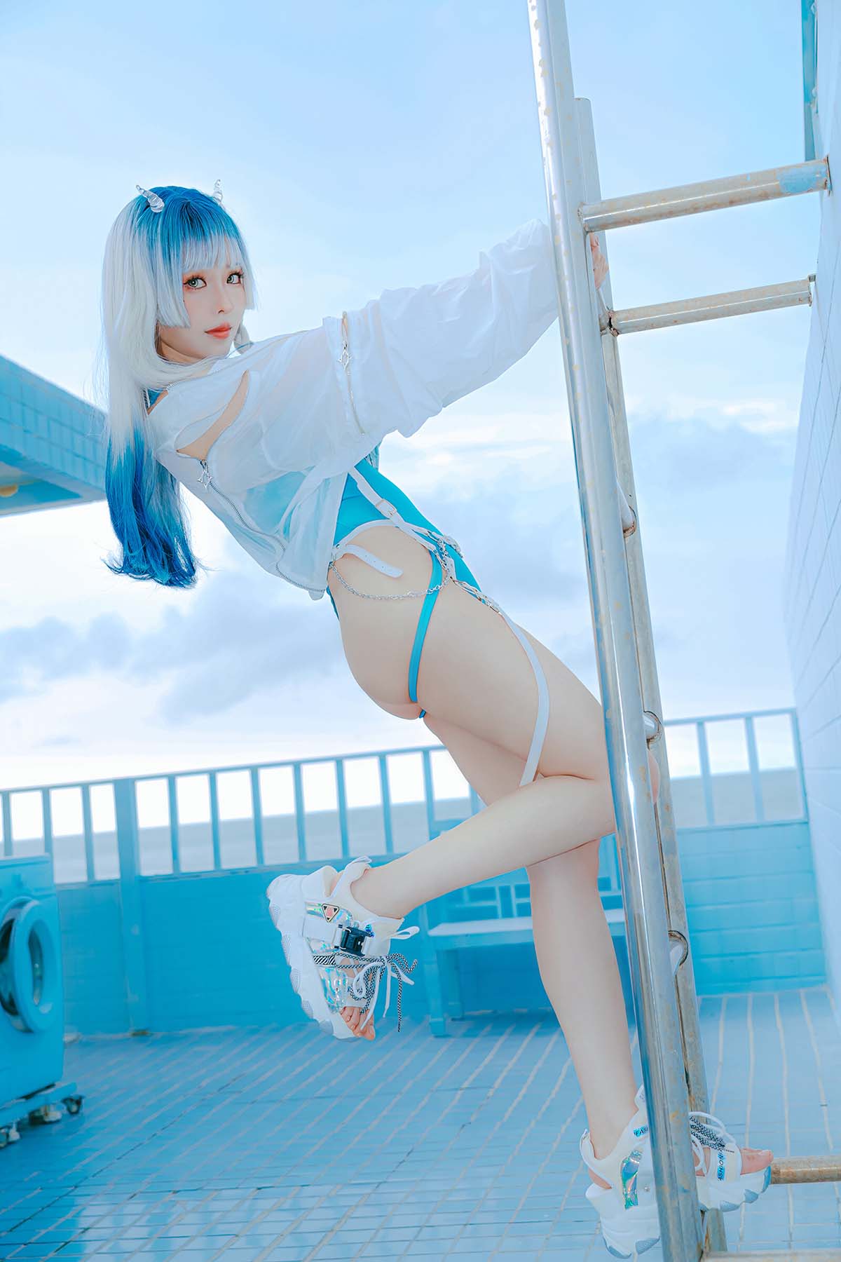 Ely_eee(ElyEE子) – Glassyhorn Devil Cosplay-第1张
