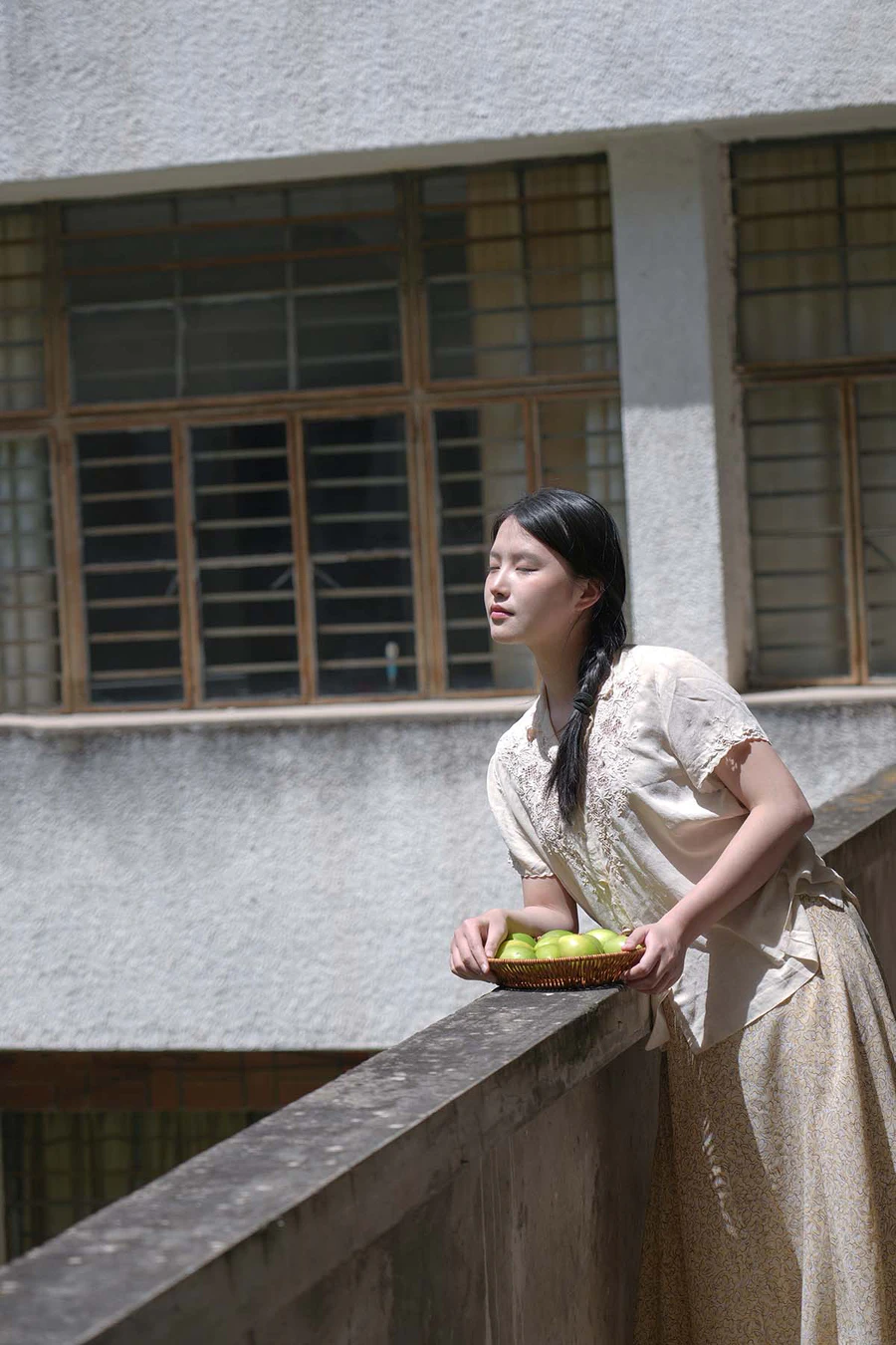 [YITUYU艺图语]2025.06.18 你走后时间开始练习轻手轻脚 依鑫 YITUYU艺图语-第2张