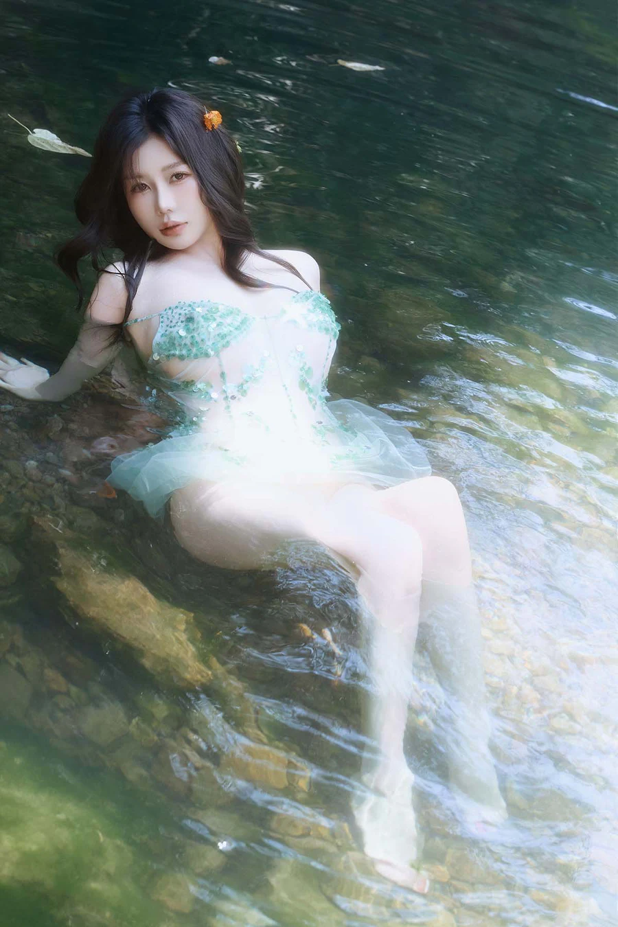 尹甜甜 – 溪水边 Cosplay-第2张