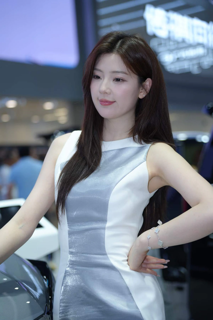 精选街拍作品 NO.4668 甜美可爱 街拍-第1张