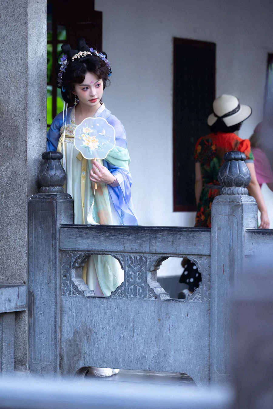 [YITUYU艺图语]2025.06.20 夏雨泉 亭亭不是婷婷 YITUYU艺图语-第1张